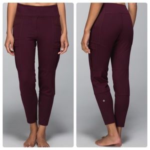 Lululemon Om & Roam Untight Tight